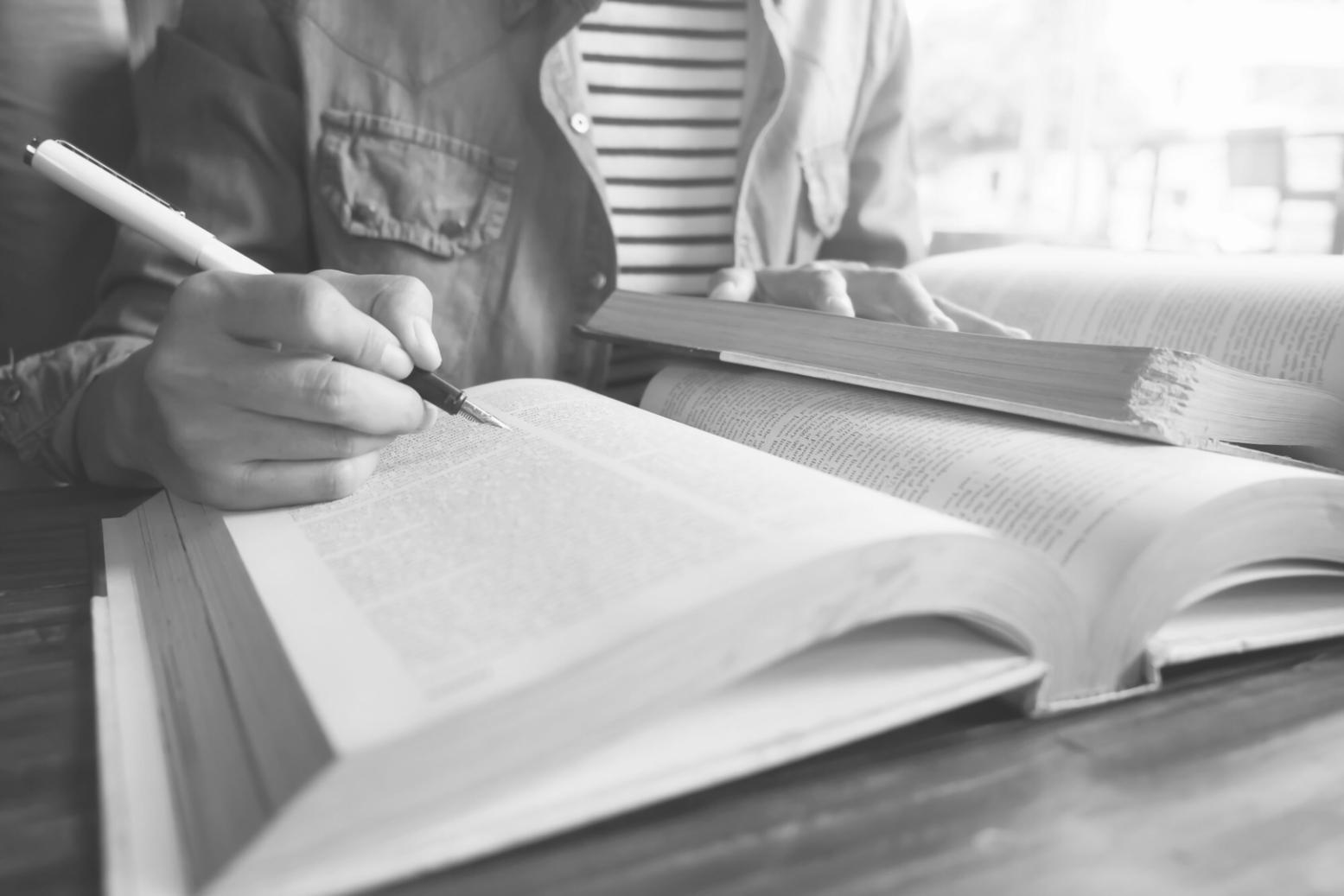 Analyse de données financières complexes